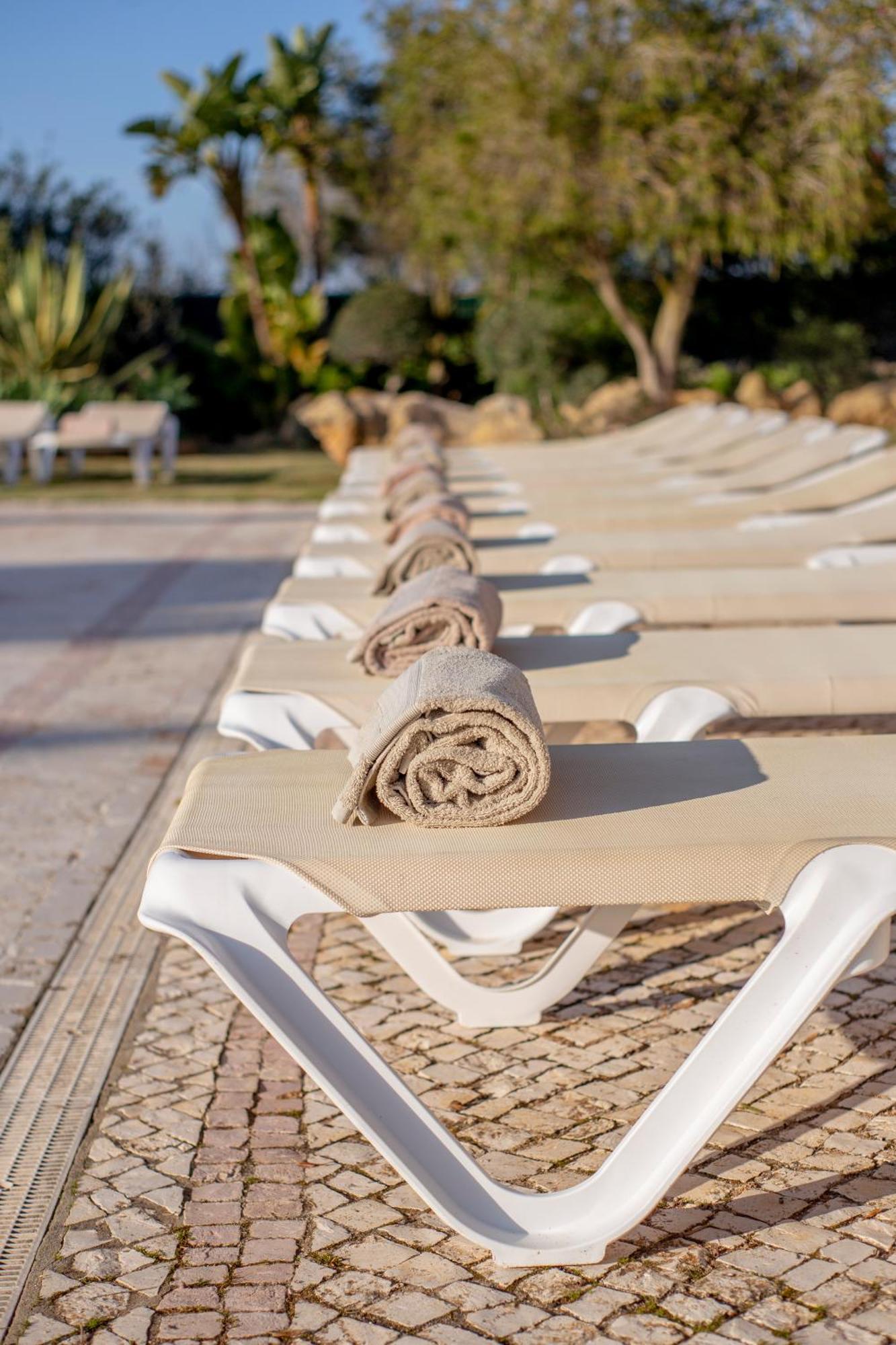 Al Meida Guesthouse Albufeira Exterior foto